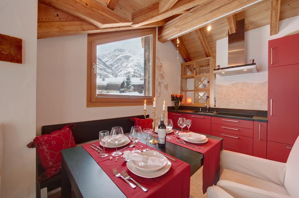 Chalet Alpoase Zermatt Oda fotoğraf